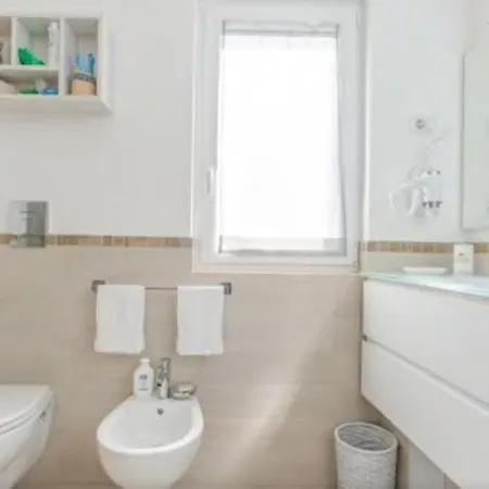Oly House Naples